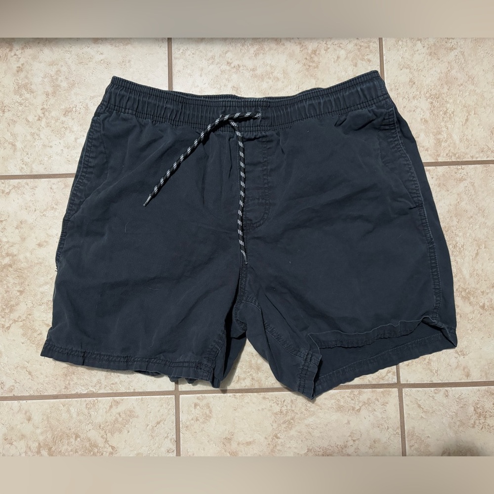 Men’s black shorts